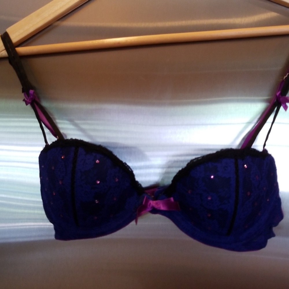 Sexy little things Victoria's secret bra